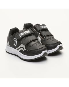 Scarpa Training Juventus con strappi